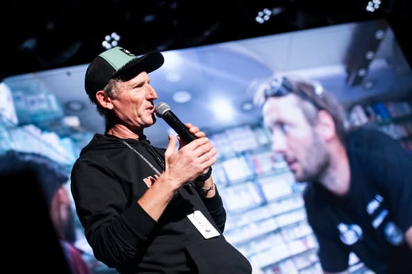 Prelekcje i wykłady doświadczonego przewodnika, alpinisty i himalaisty Janusz Gołąba