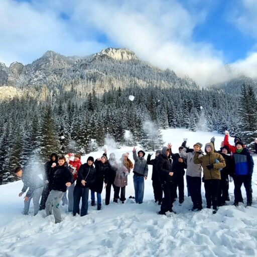 Wycieczka z Przewodnikiem do Doliny Kościeliskiej w Tatrach